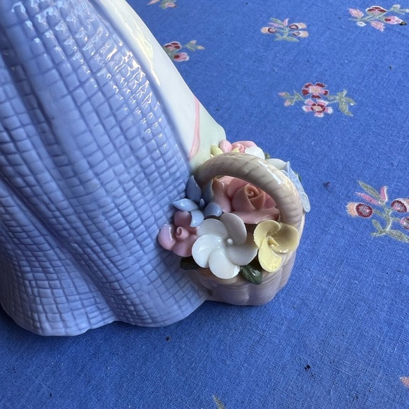 Susan Winget ❤️ Everyday Angel Ceramic Figurine - Picture 7 of 9